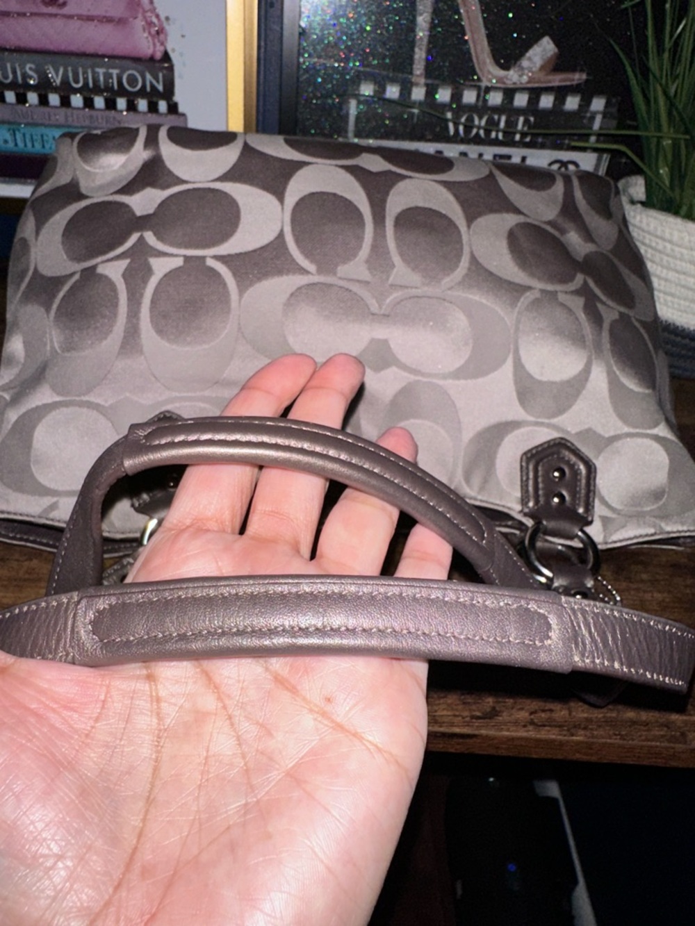 Coach Campbell Signature Metallic Belle Carryall shoulder bag - Picture 7 of 16